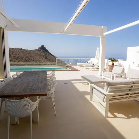 ヴィラ Gs Luxury Navarra Sunset, Luxury With Pool And Sea Views *