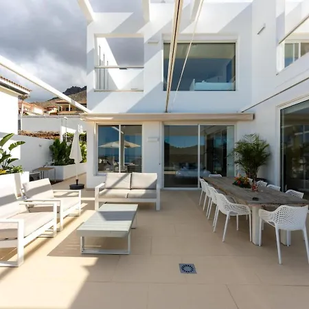 Gs Luxury Navarra Sunset, Luxury With Pool And Sea Views アデヘ