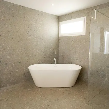 ヴィラ Gs Luxury Navarra Sunset, Luxury With Pool And Sea Views *