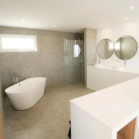 Navarra Sunset, Luxury With Pool And Sea Views