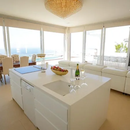 Gs Luxury Navarra Sunset, Luxury With Pool And Sea Views * アデヘ